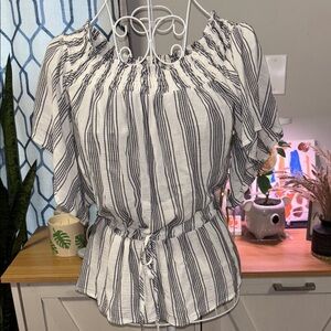 Abercrombie & Fitch Top, Size Small